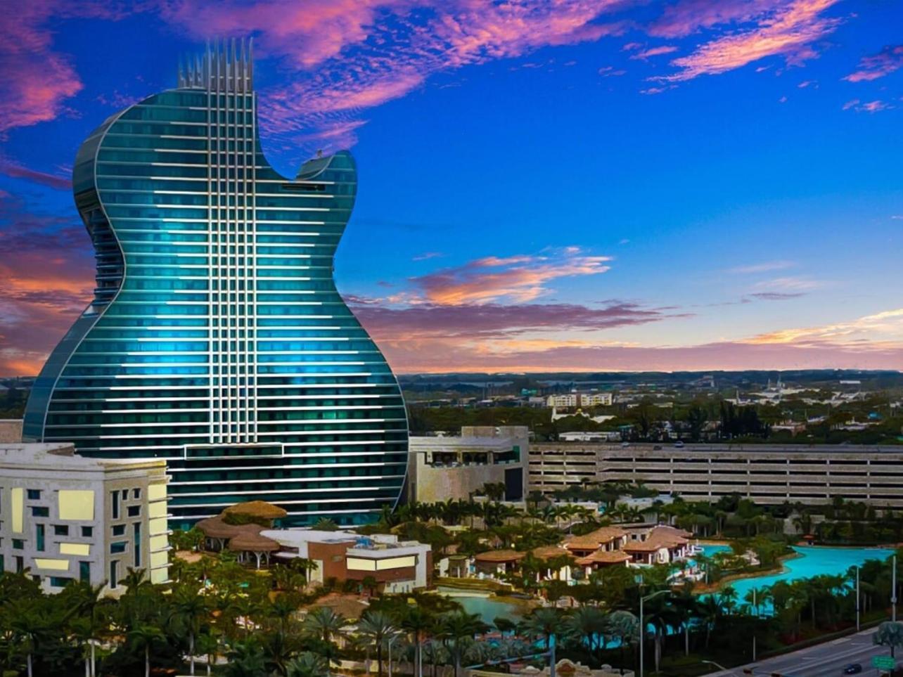 2 Bedroom House Minutes From Beach And Casino Db1 دانيا بيتش المظهر الخارجي الصورة